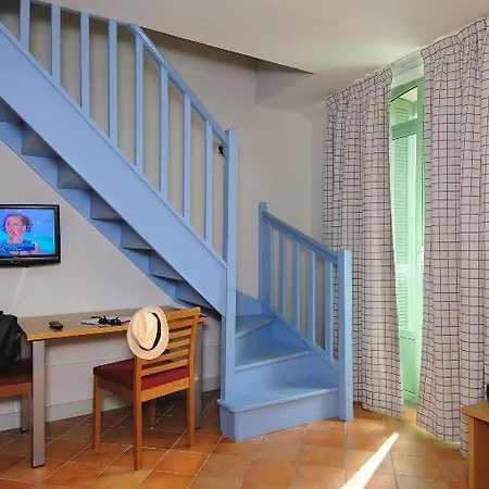 Odalys - Centre 3* Nicea